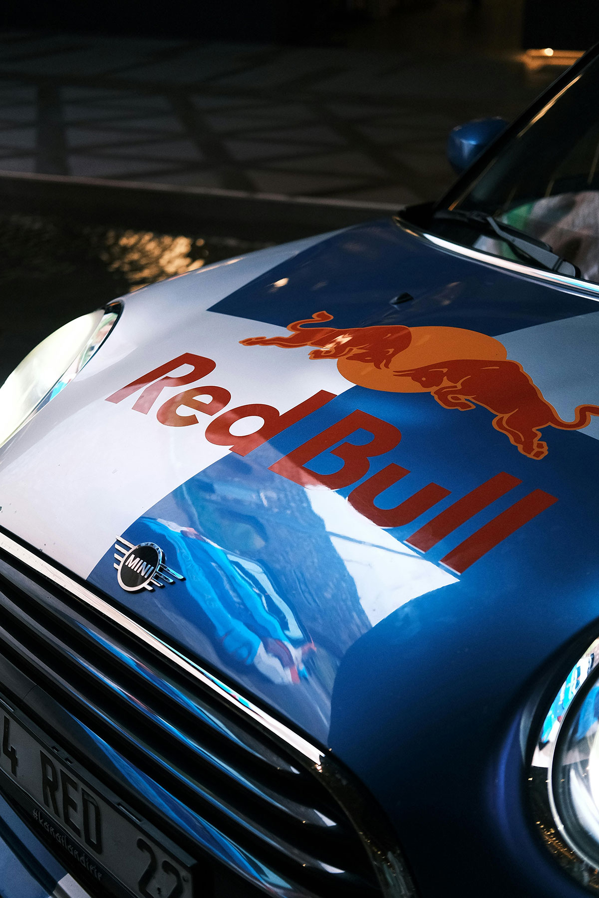 Warum Fahrzeugfolien für Firmenwagen